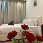 Studio Room With Balcony In One Bukit Ceylon